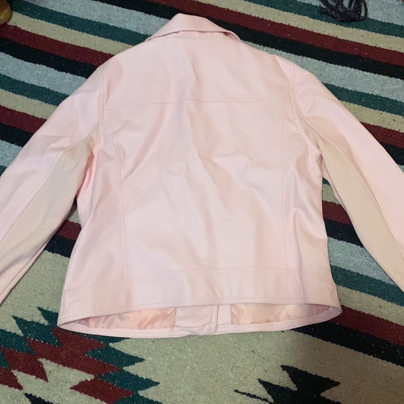 Woman’s leather jacket with vertical zipper - Picture 4 of 4